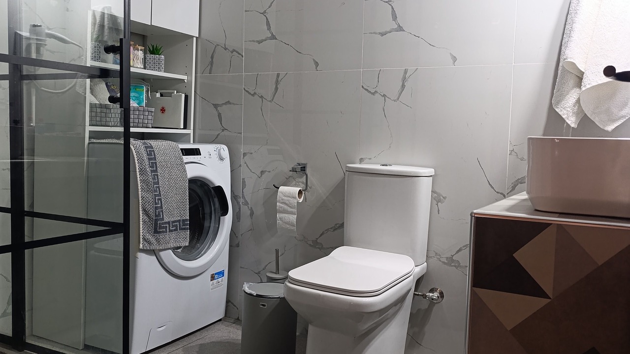 Photo of Bathroom in Nea Iraklia