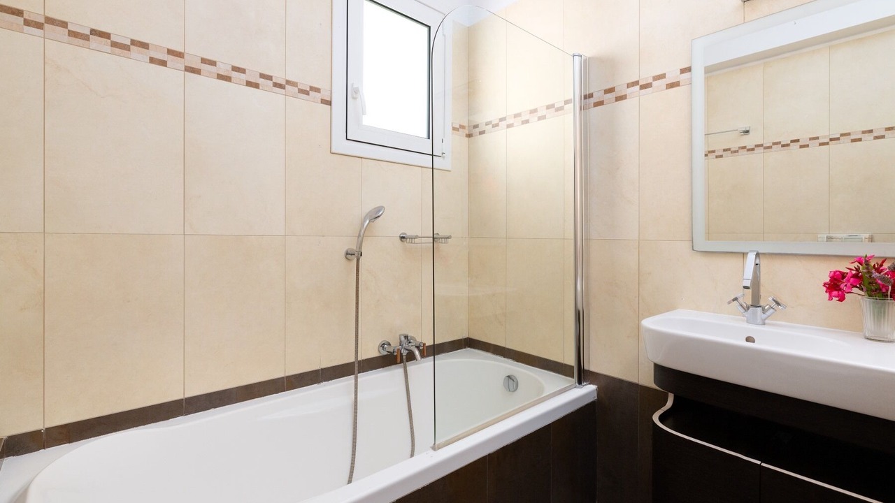 Photo of Bathroom in Lindos
