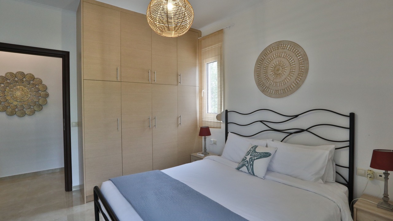 Photo of Bedroom in Adelianos Kampos