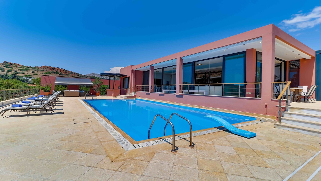 Photo of Outdoor in Legrena