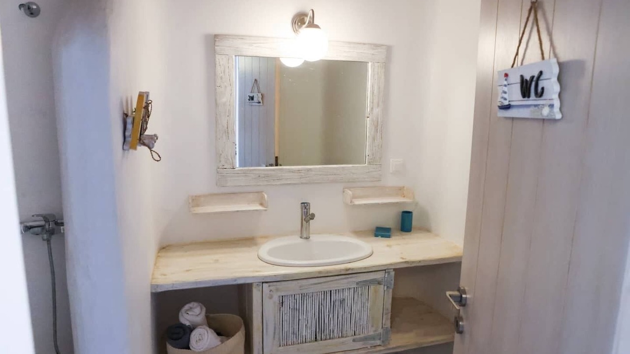 Photo of Bathroom in Panormos