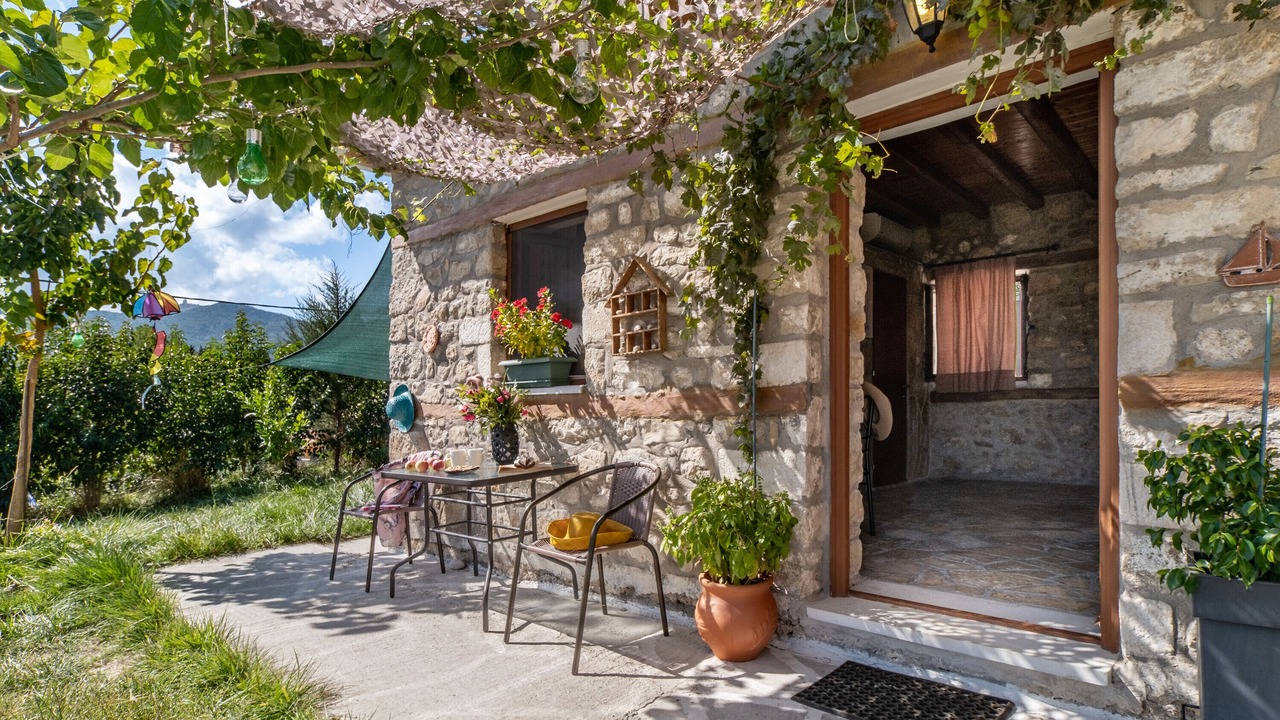 Photo of Patio Balcony in Drimonas