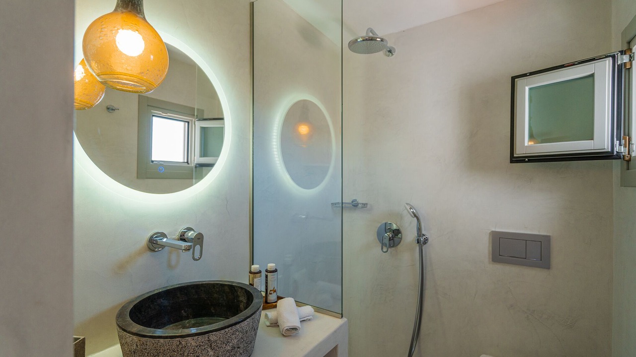 Photo of Bathroom in Platis Gialos