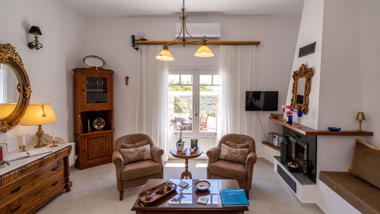 Photo of Livingroom in Platis Gialos