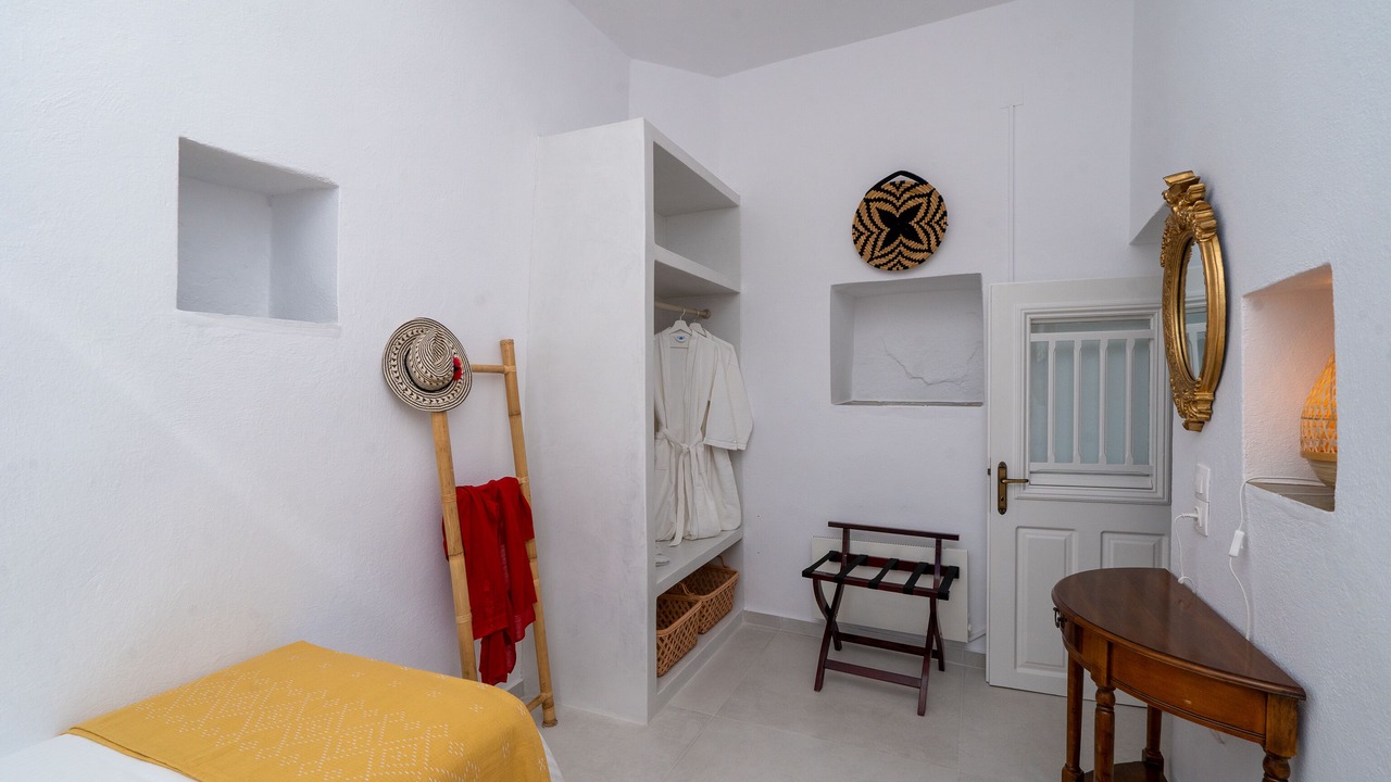 Photo of Bedroom in Platis Gialos