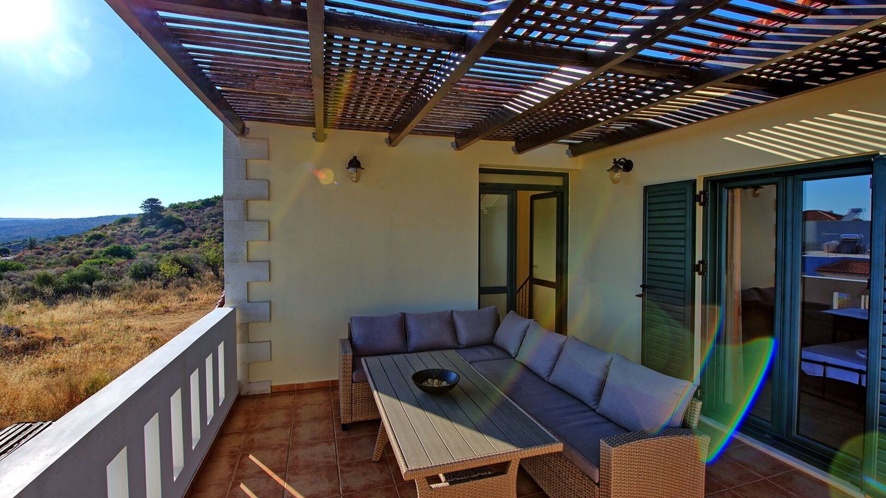 Photo of Patio Balcony in Makhairoi