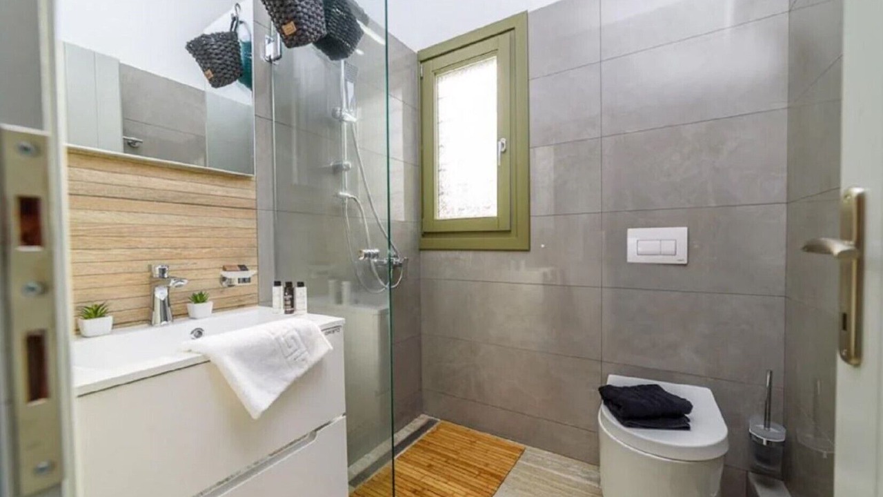 Photo of Bathroom in Kali Vrysi
