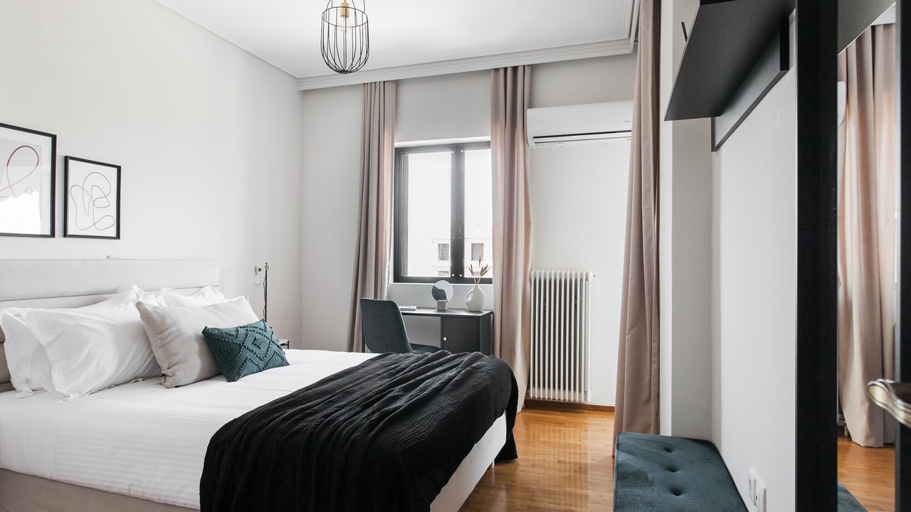 Photo of Bedroom in Marousi