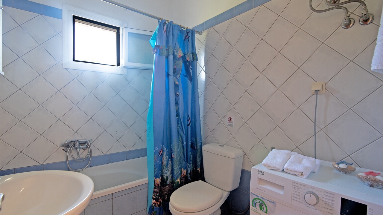 Photo of Bathroom in Tzavros