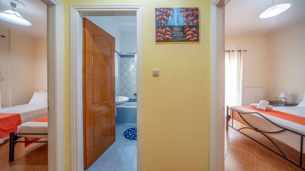 Photo of Bedroom in Tzavros