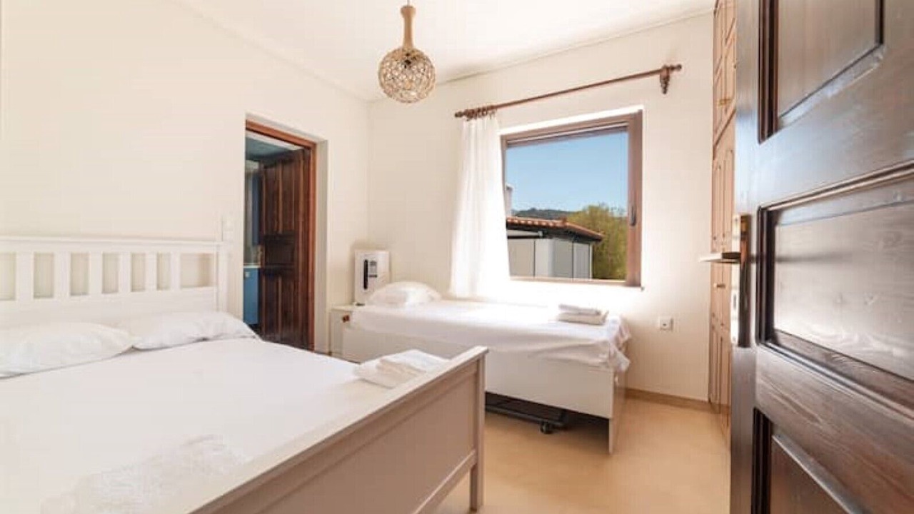 Photo of Bedroom in Kontos