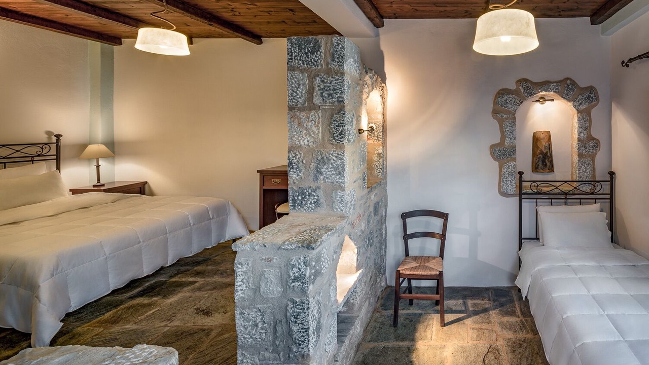 Photo of Bedroom in Omales