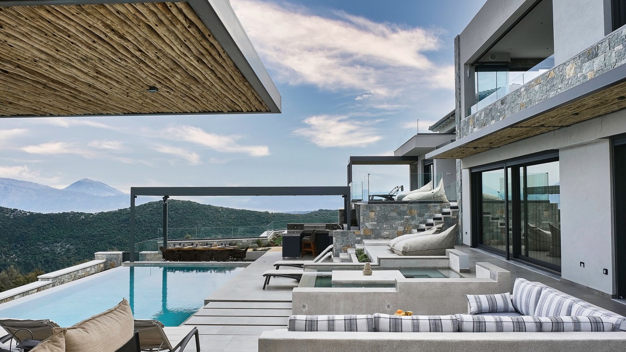 Photo of Outdoor in Evgiros