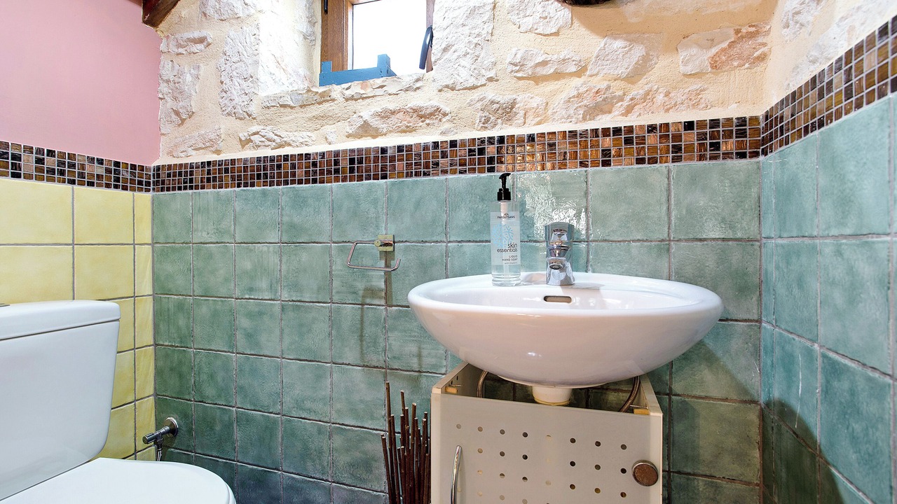 Photo of Bathroom in Lithakia