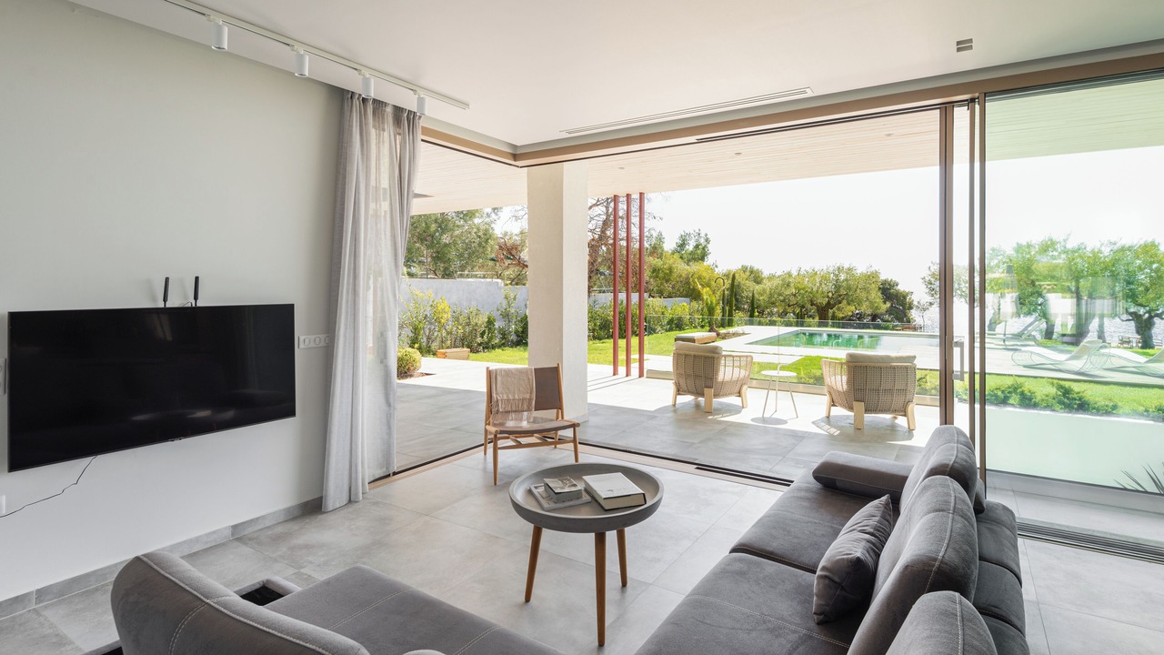 Photo of Livingroom in Elia Nikitis