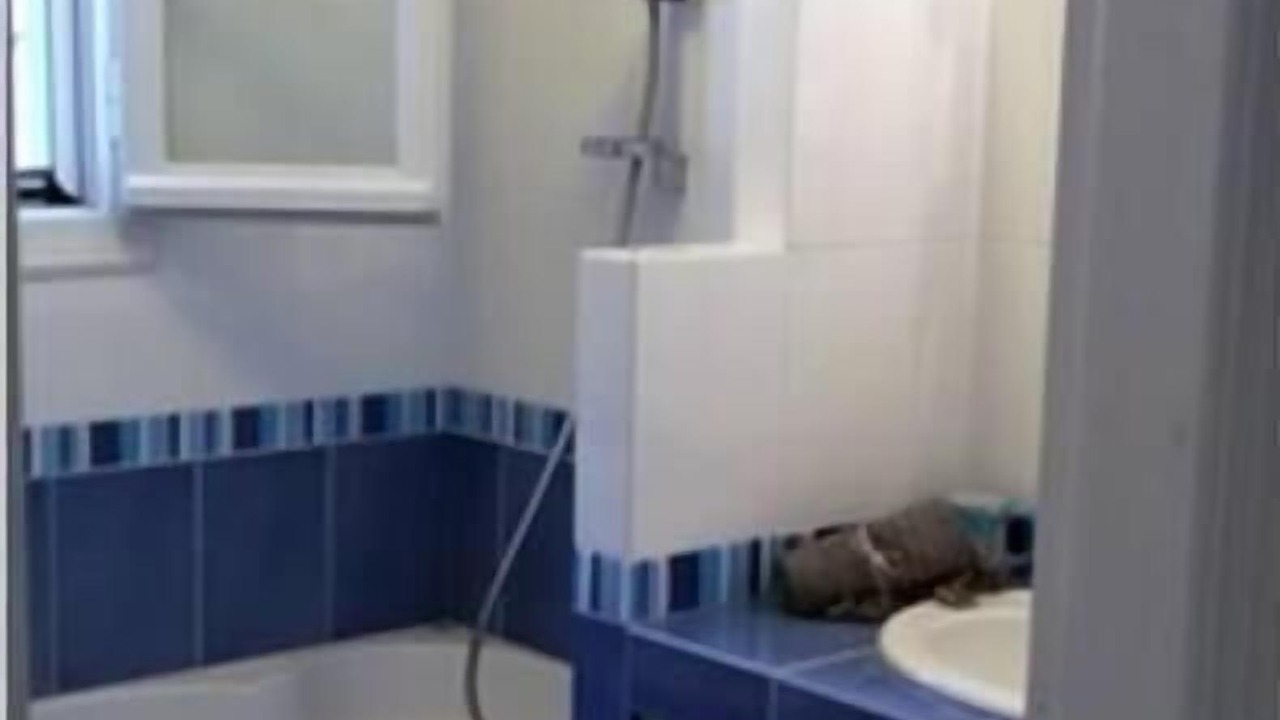 Photo of Bathroom in Kamari