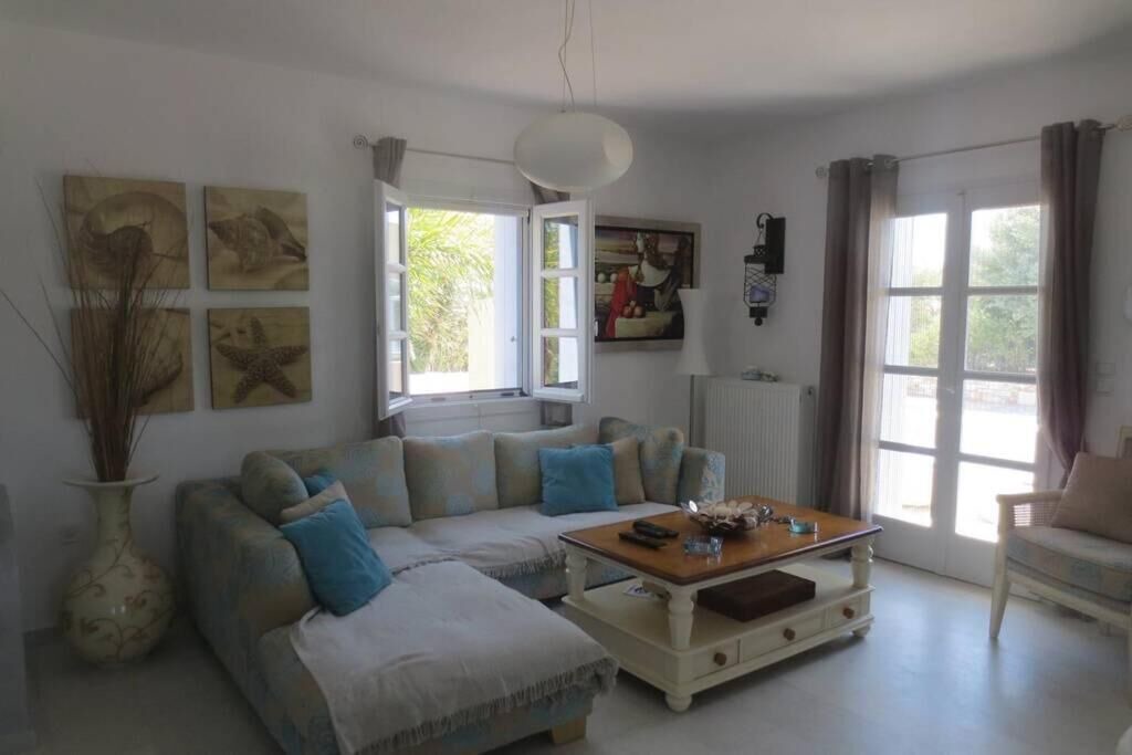Photo of Livingroom in Kamari