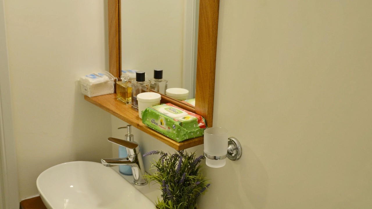 Photo of Bathroom in Katapola