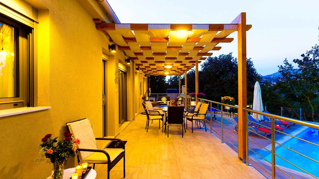 Photo of Outdoor in Monopari