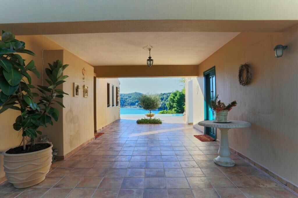 Photo of Patio Balcony in Achladies