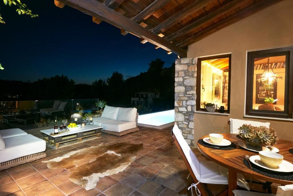 Photo of Outdoor in Achladies