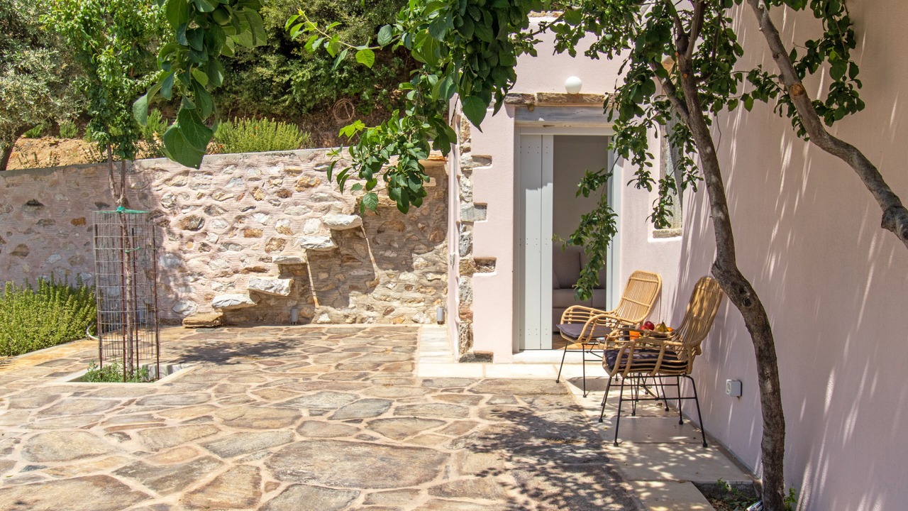 Photo of Patio Balcony in Aperathos