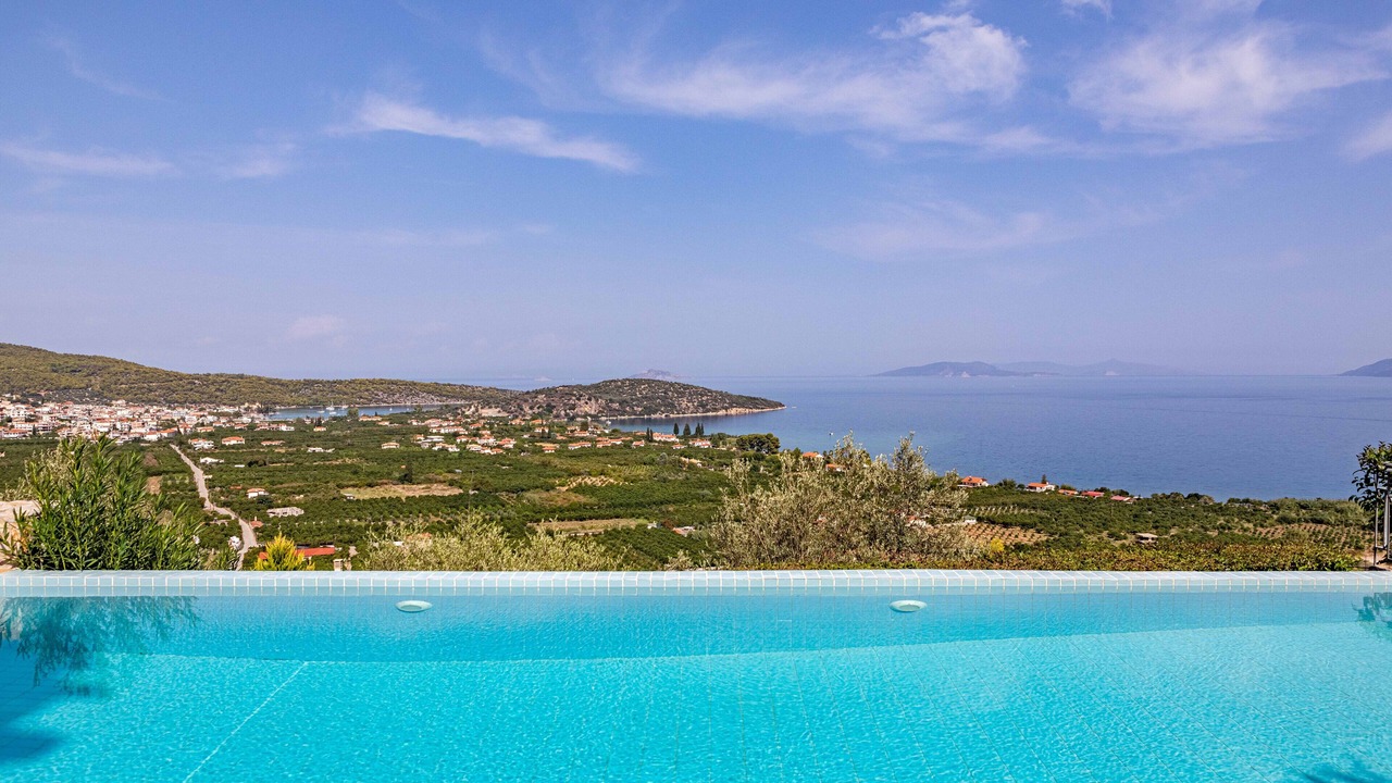 Photo of Outdoor in Melissopetra
