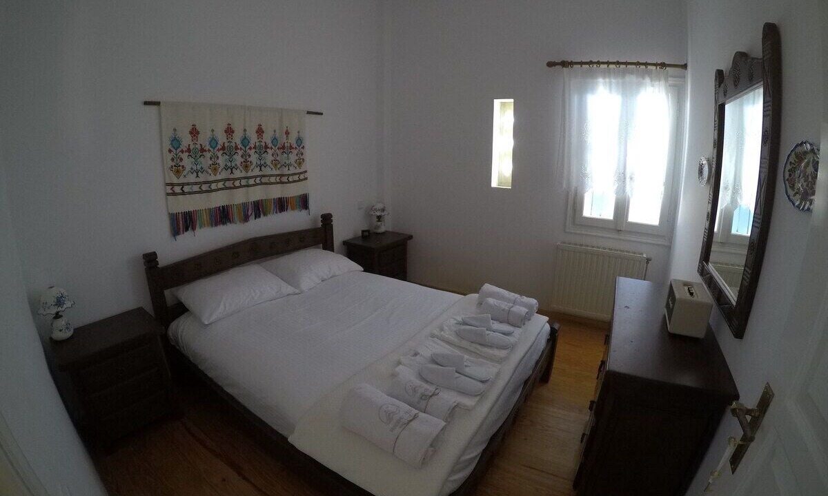 Photo of Bedroom in Panormos