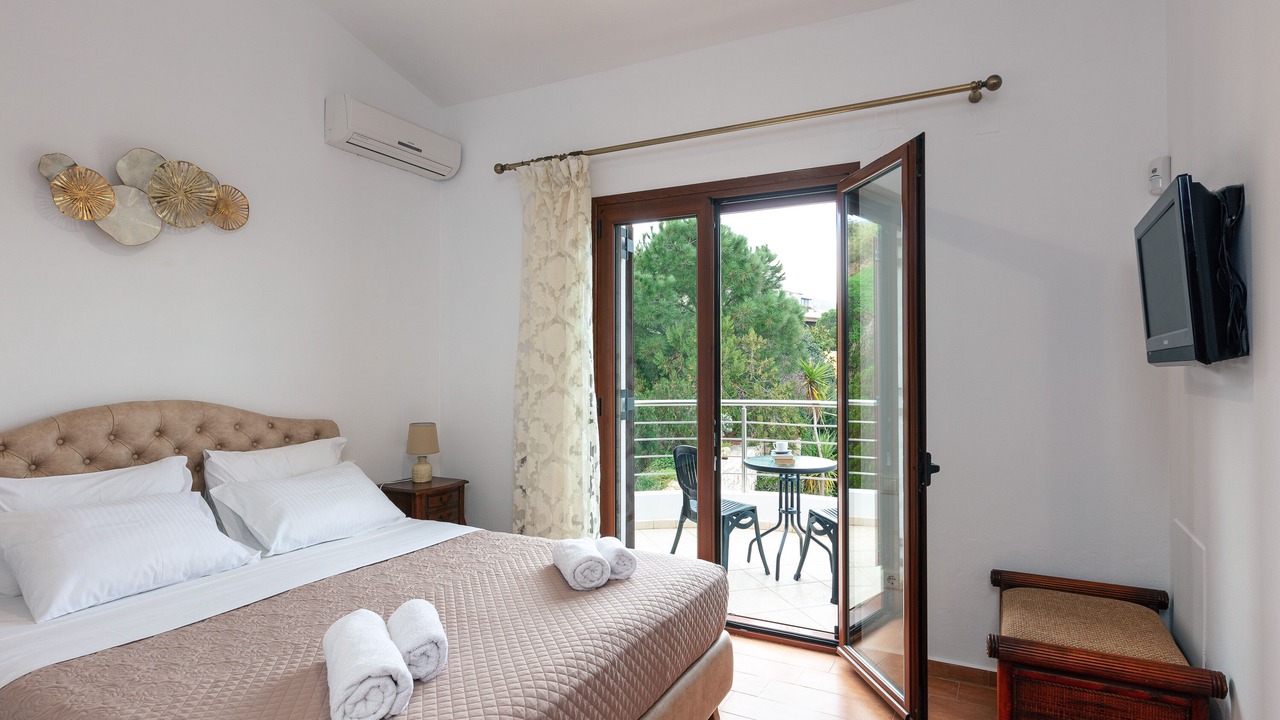 Photo of Patio Balcony in Agia Pelagia