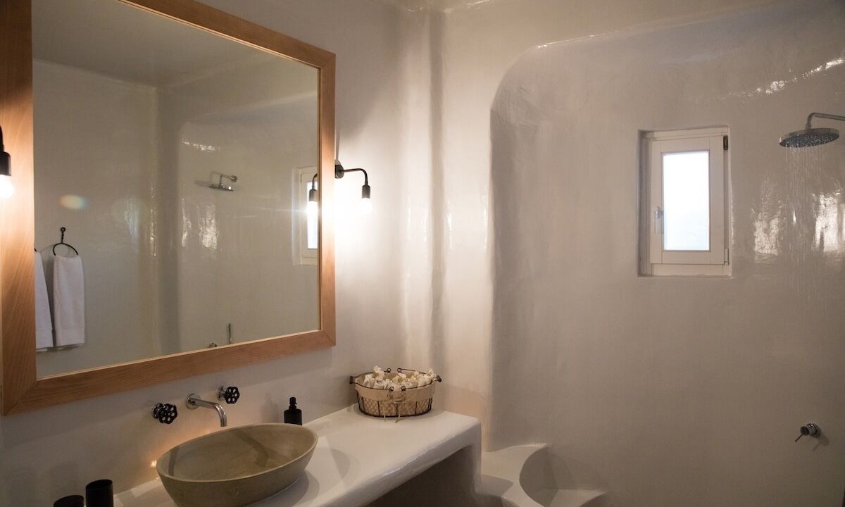 Photo of Bathroom in Plintri