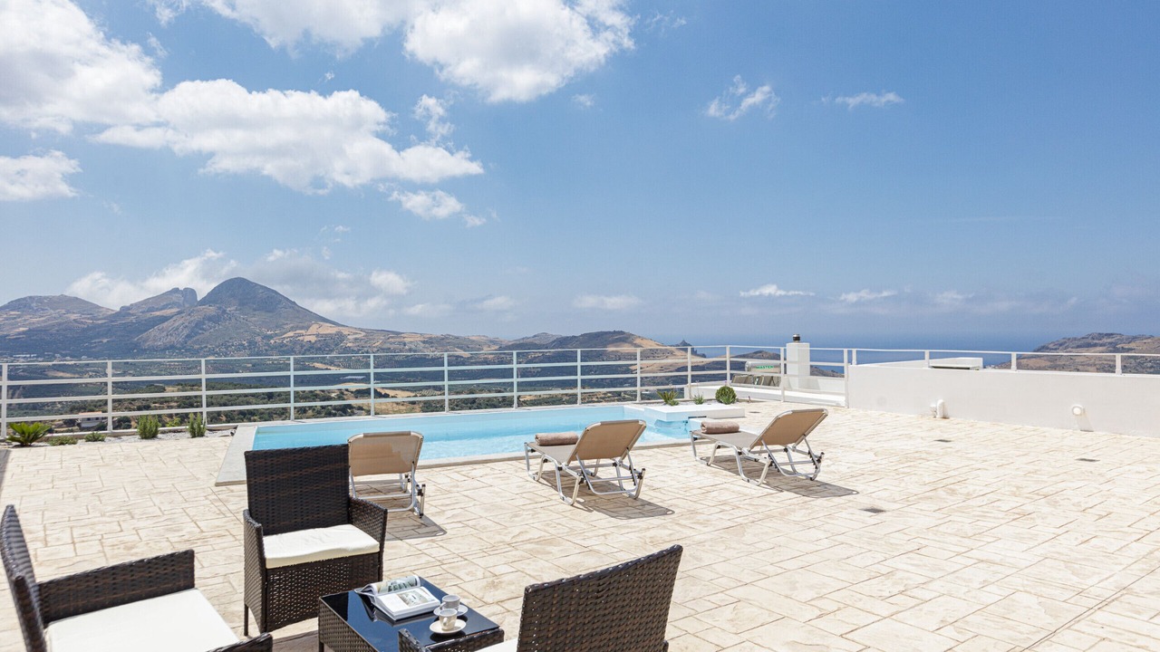 Photo of Outdoor in Mariou