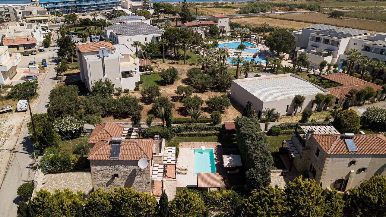 Photo of Outdoor in Adelianos Kampos