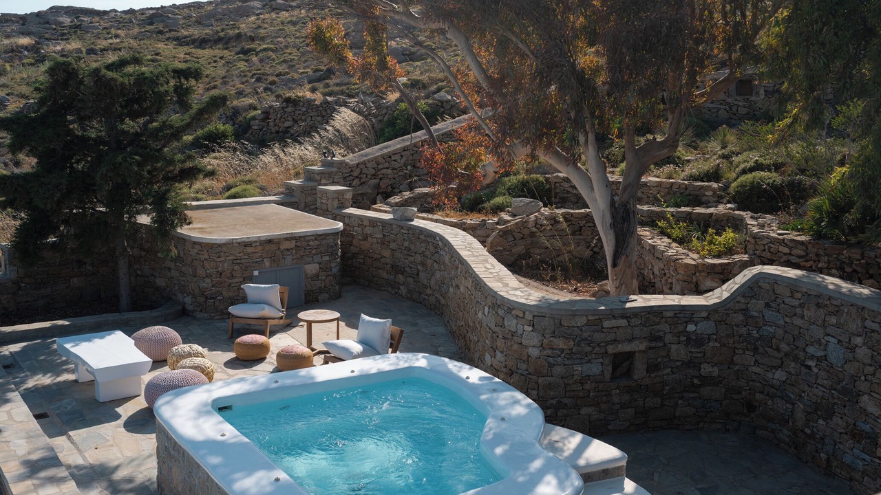 Photo of Outdoor in Elia