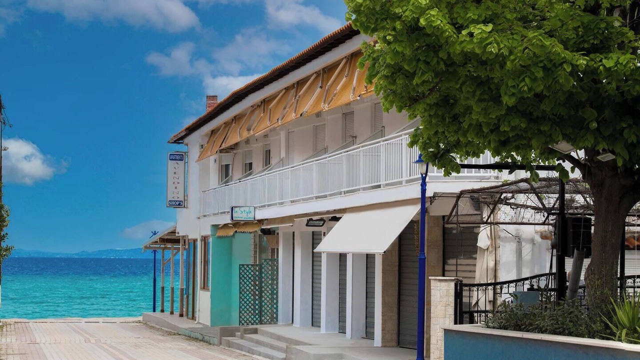 Photo of Outdoor in Polichrono