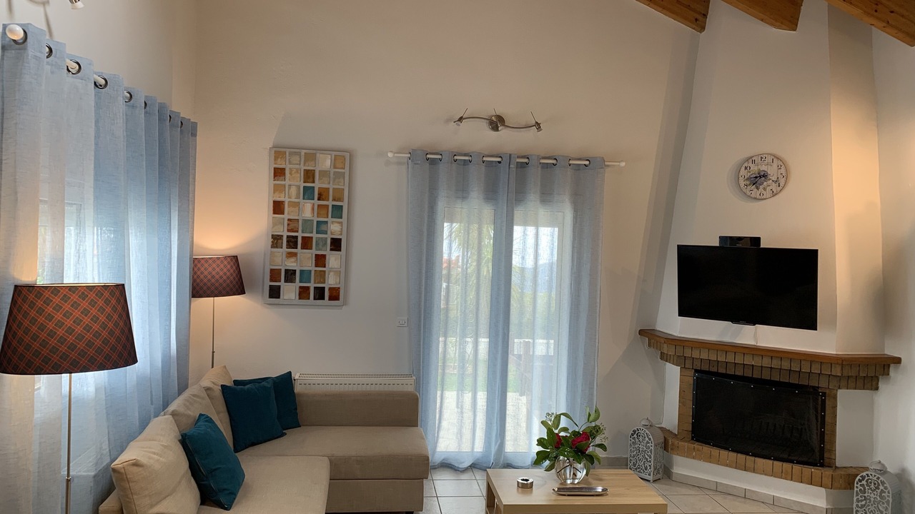 Photo of Livingroom in Katsarou