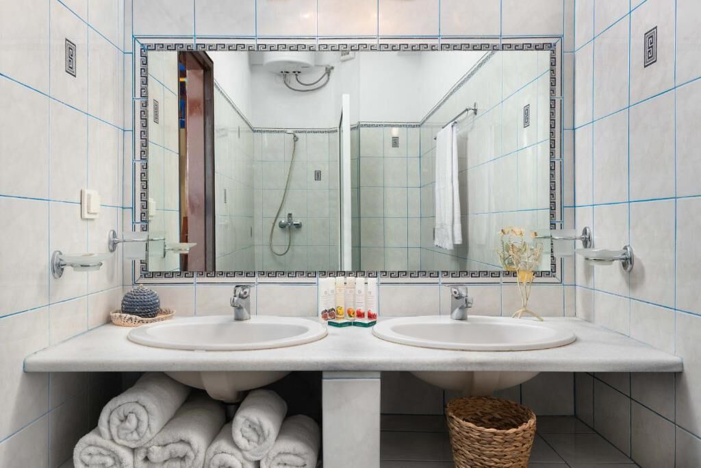 Photo of Bathroom in Gennadi