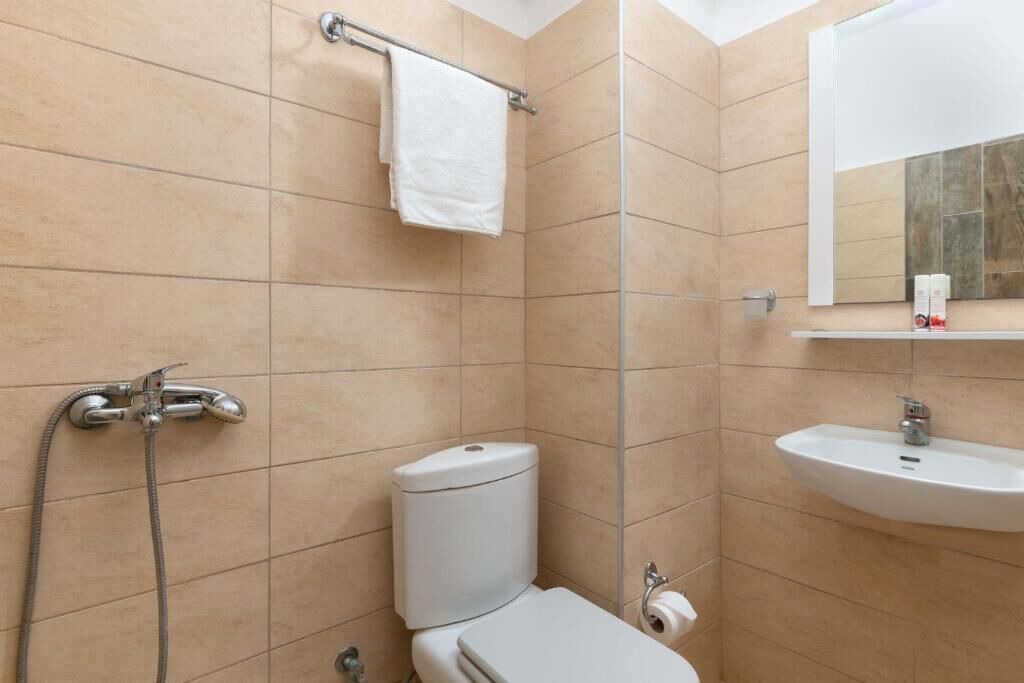 Photo of Bathroom in Gennadi