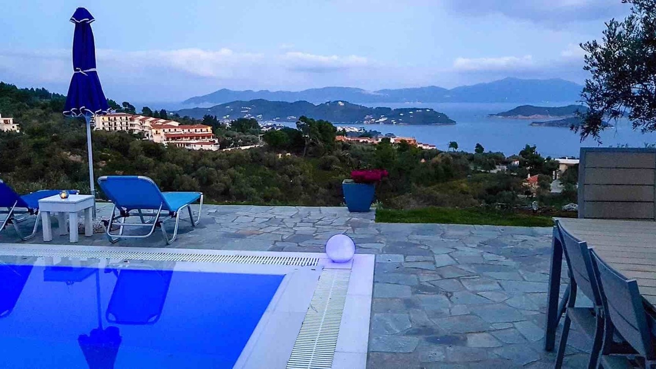 Photo of Outdoor in Katsarou