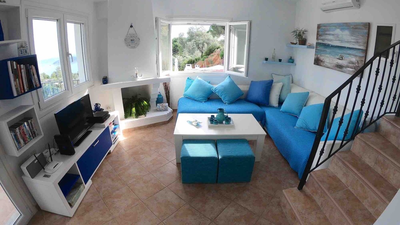 Photo of Livingroom in Katsarou