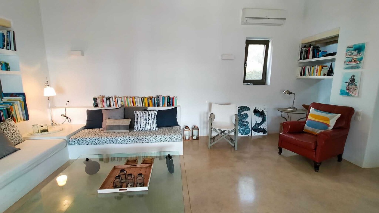 Photo of Livingroom in Tholaria