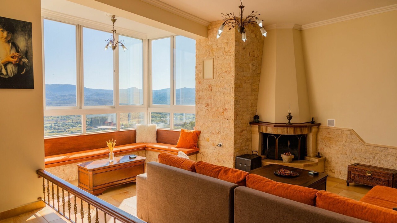 Photo of Livingroom in Esperion