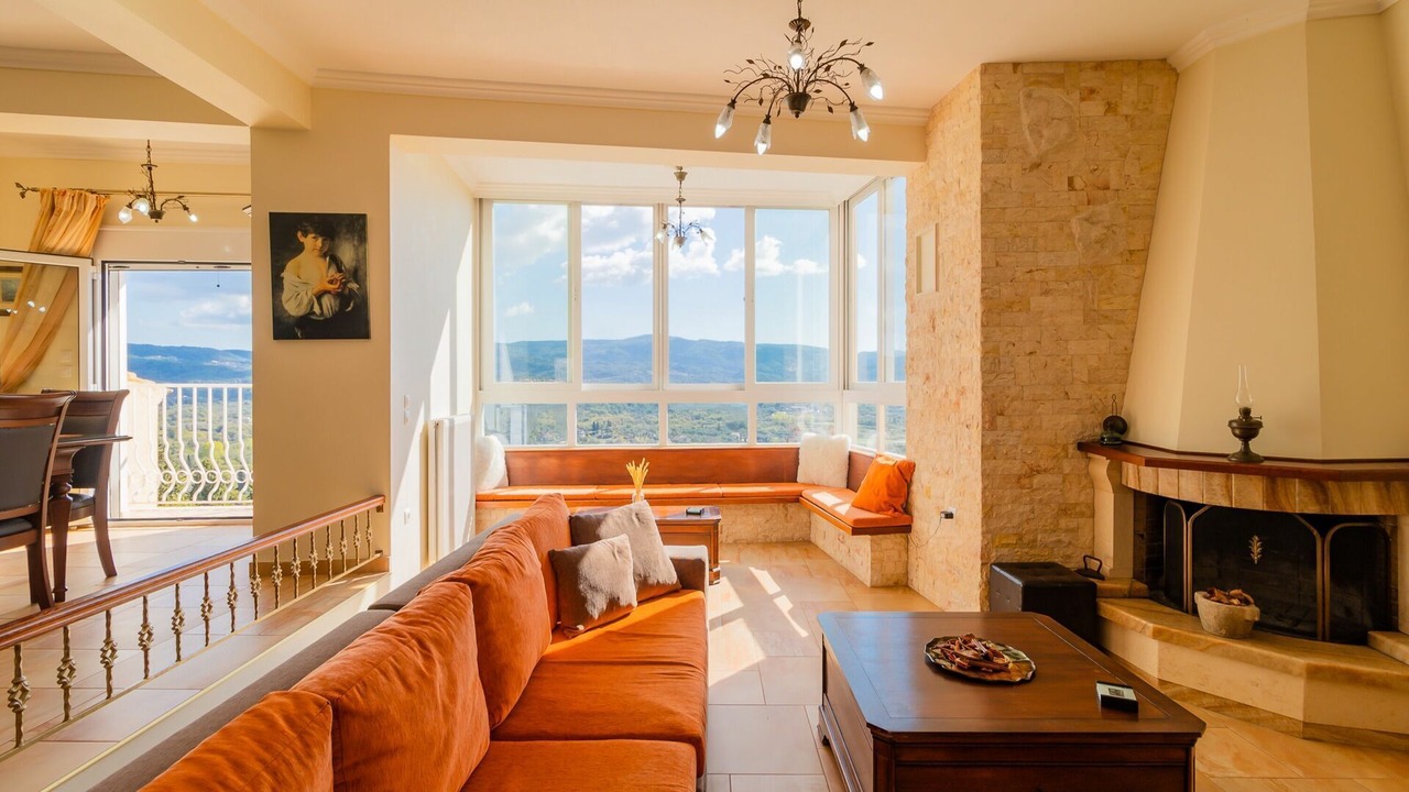 Photo of Livingroom in Esperion