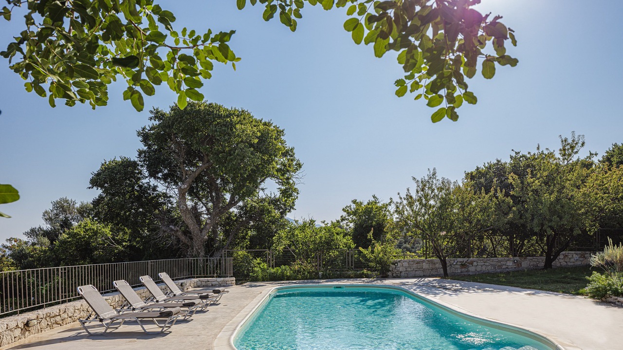 Photo of Outdoor in Margarites