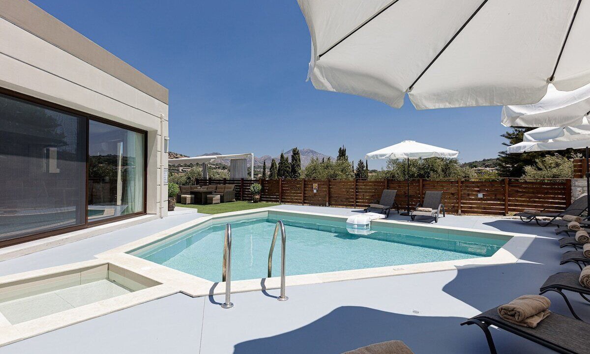 Photo of Outdoor in Perama