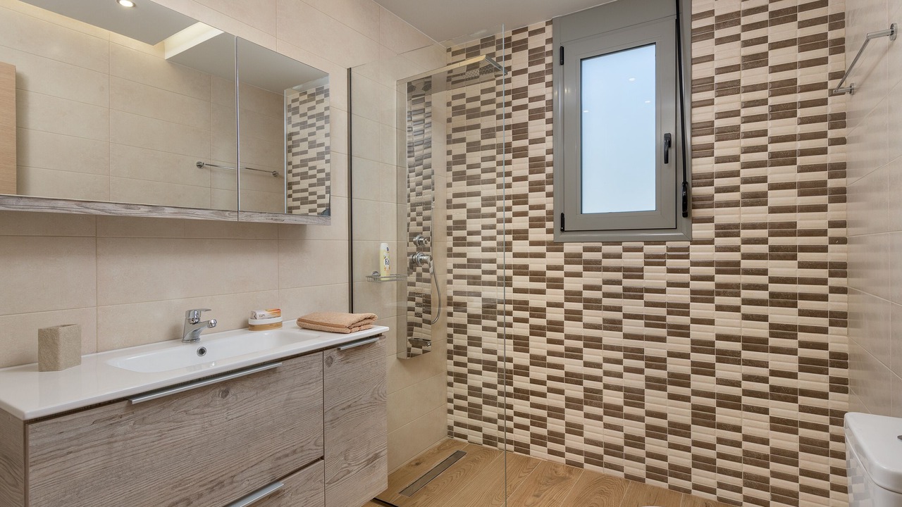 Photo of Bathroom in Ixia