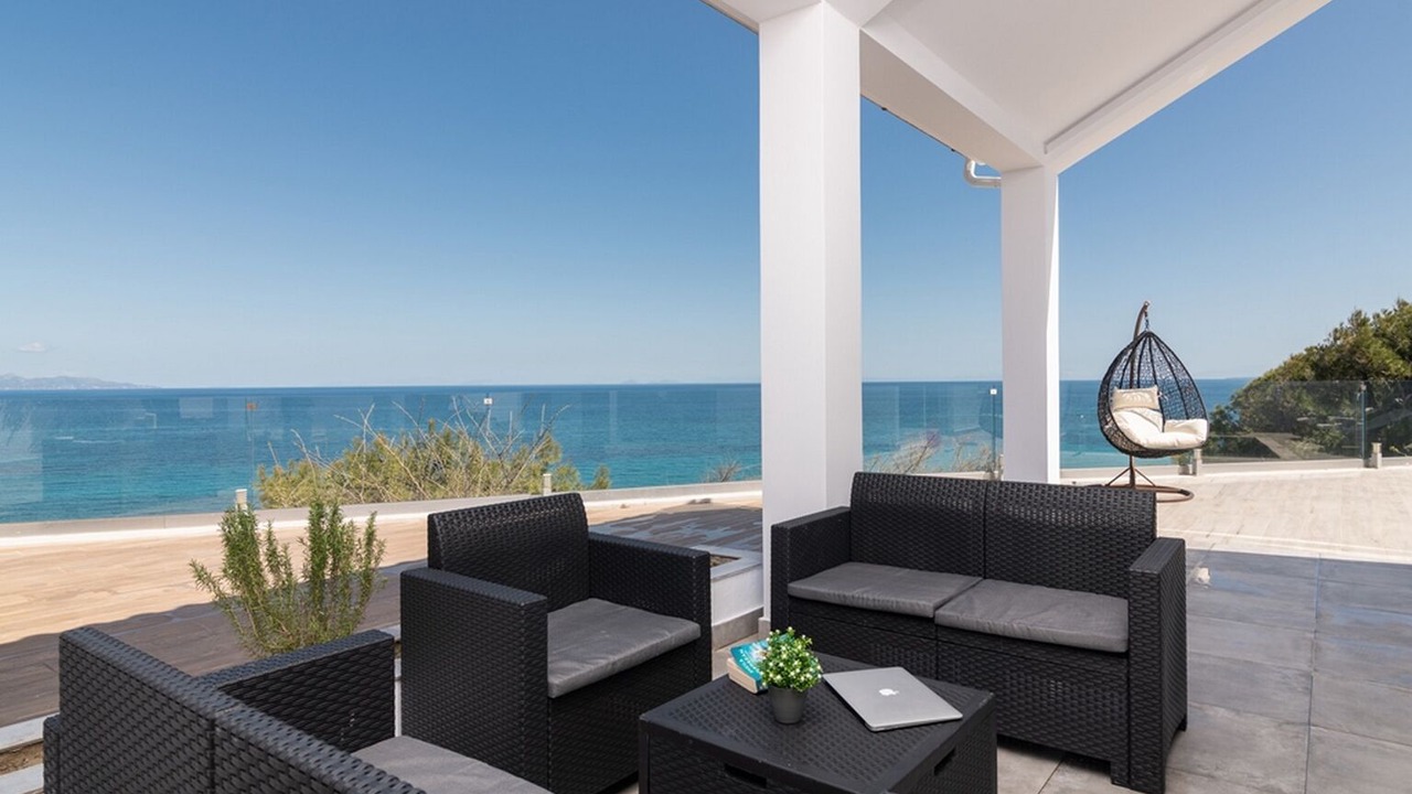 Photo of Patio Balcony in Neromilos