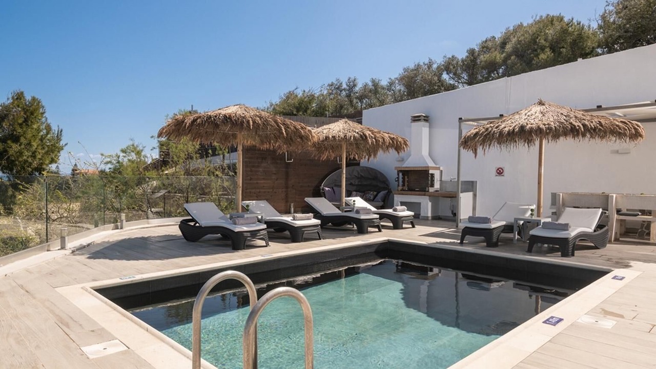 Photo of Outdoor in Neromilos