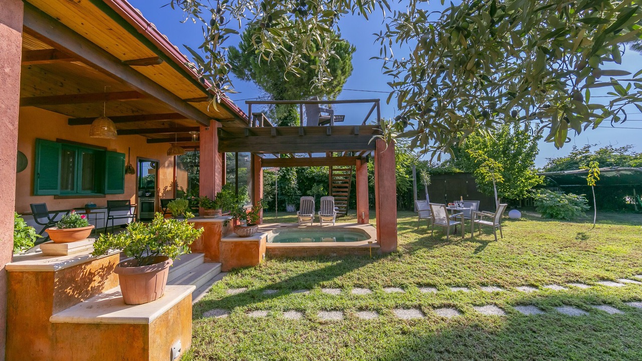 Photo of Outdoor in Kourouta