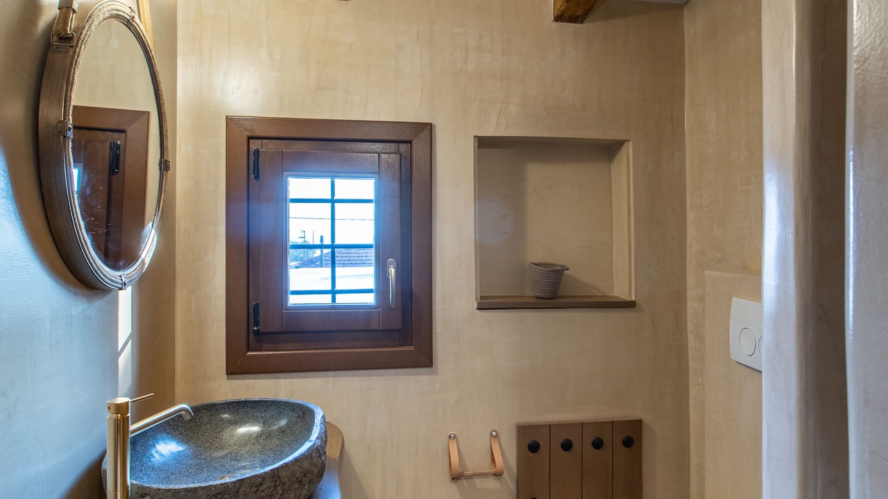 Photo of Bathroom in Portaria