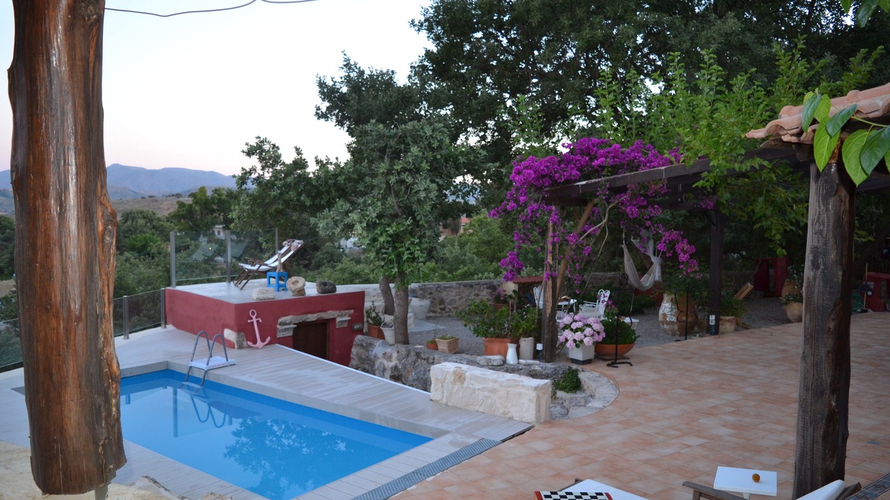 Photo of Outdoor in Armenoi